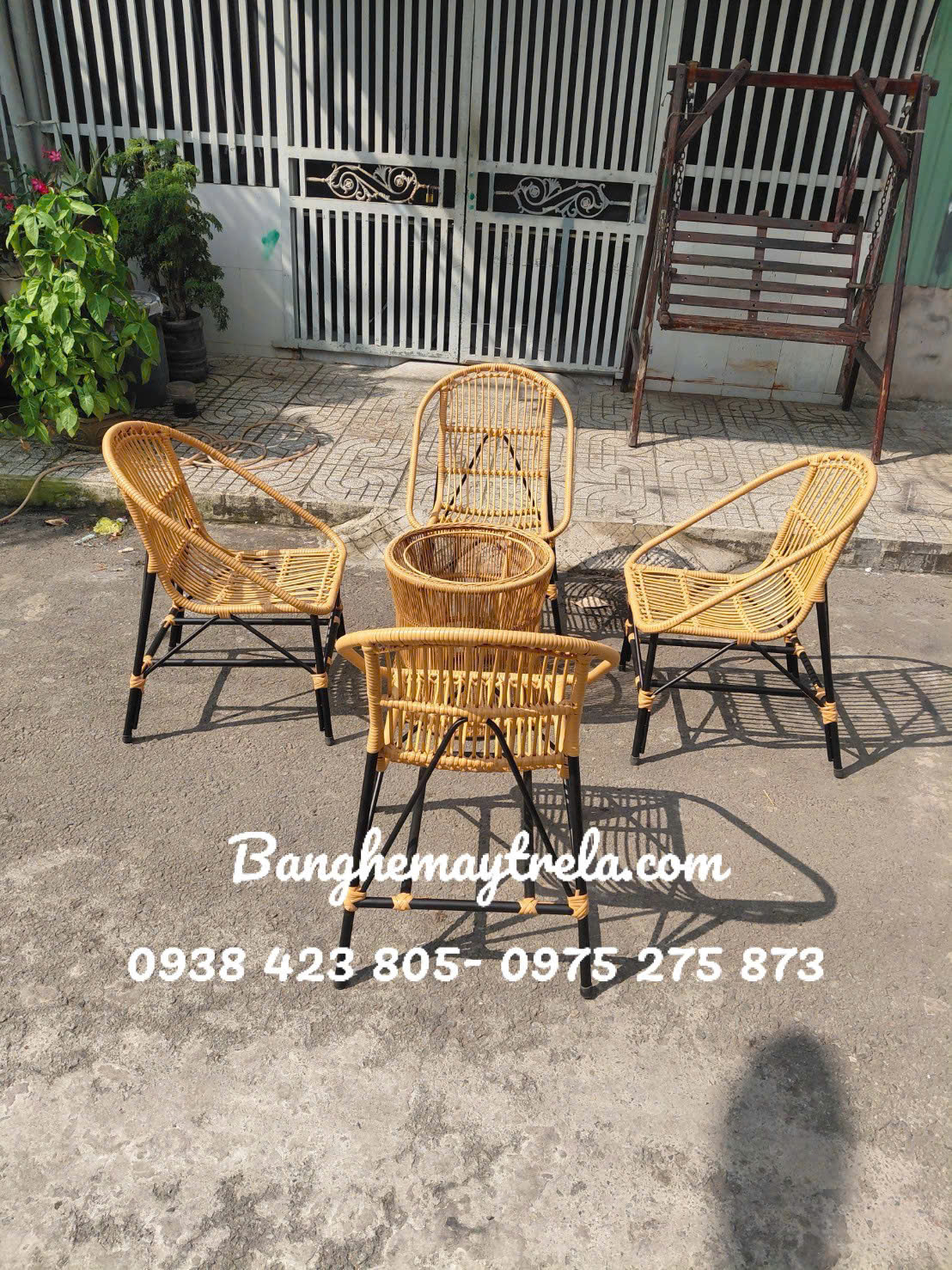 Bàn ghế cafe sò nhựa nhỏ gọn giá rẻ